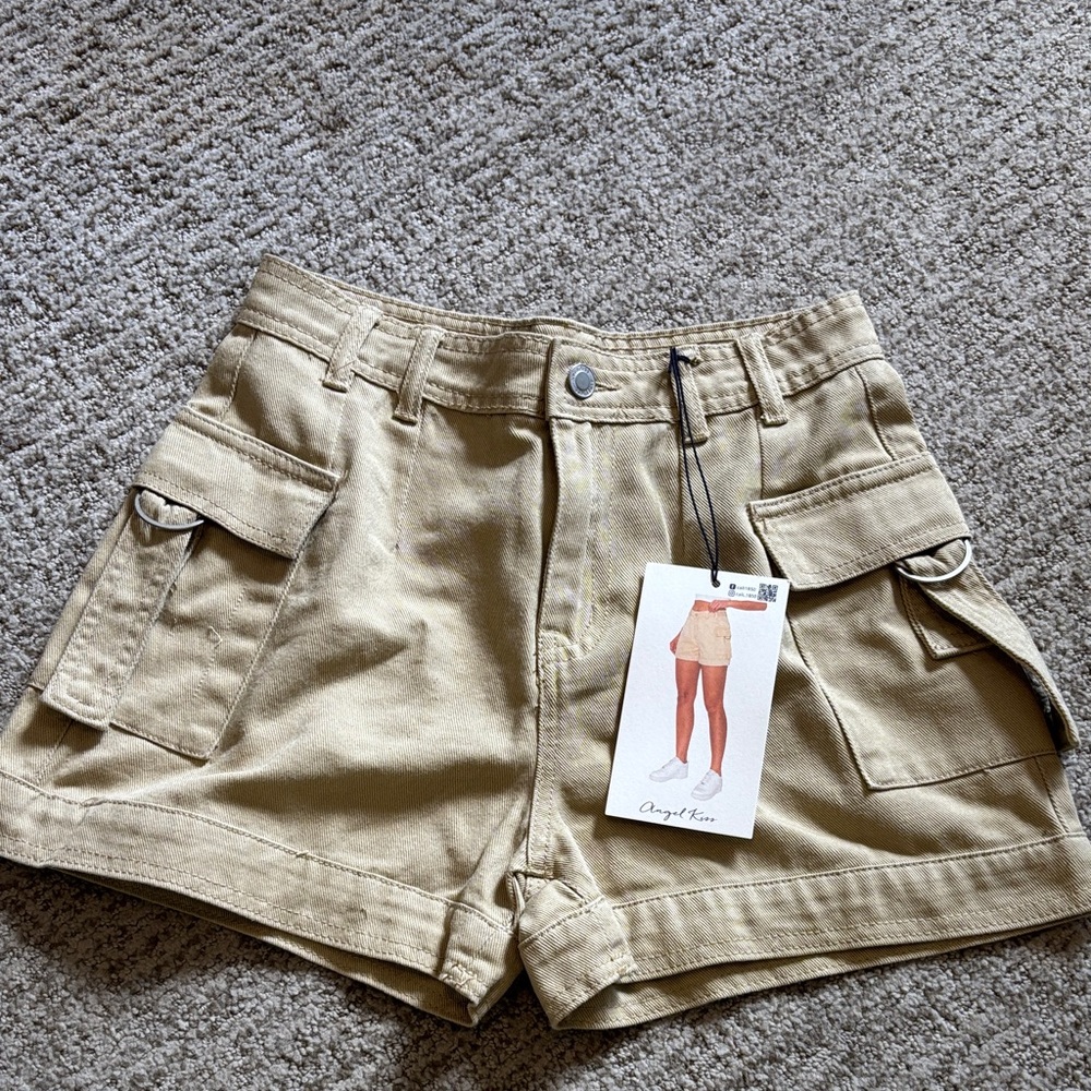 Angel Kiss Tan Women's Cargo Shorts